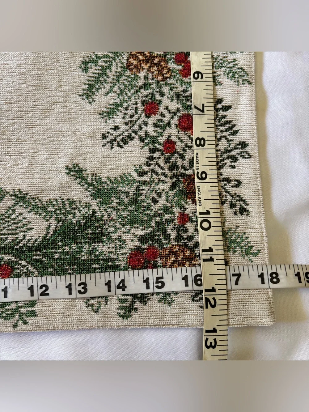 St. Nicholas Square Christmas Fabric Woodland Style Pine cones Set 4 Placemats